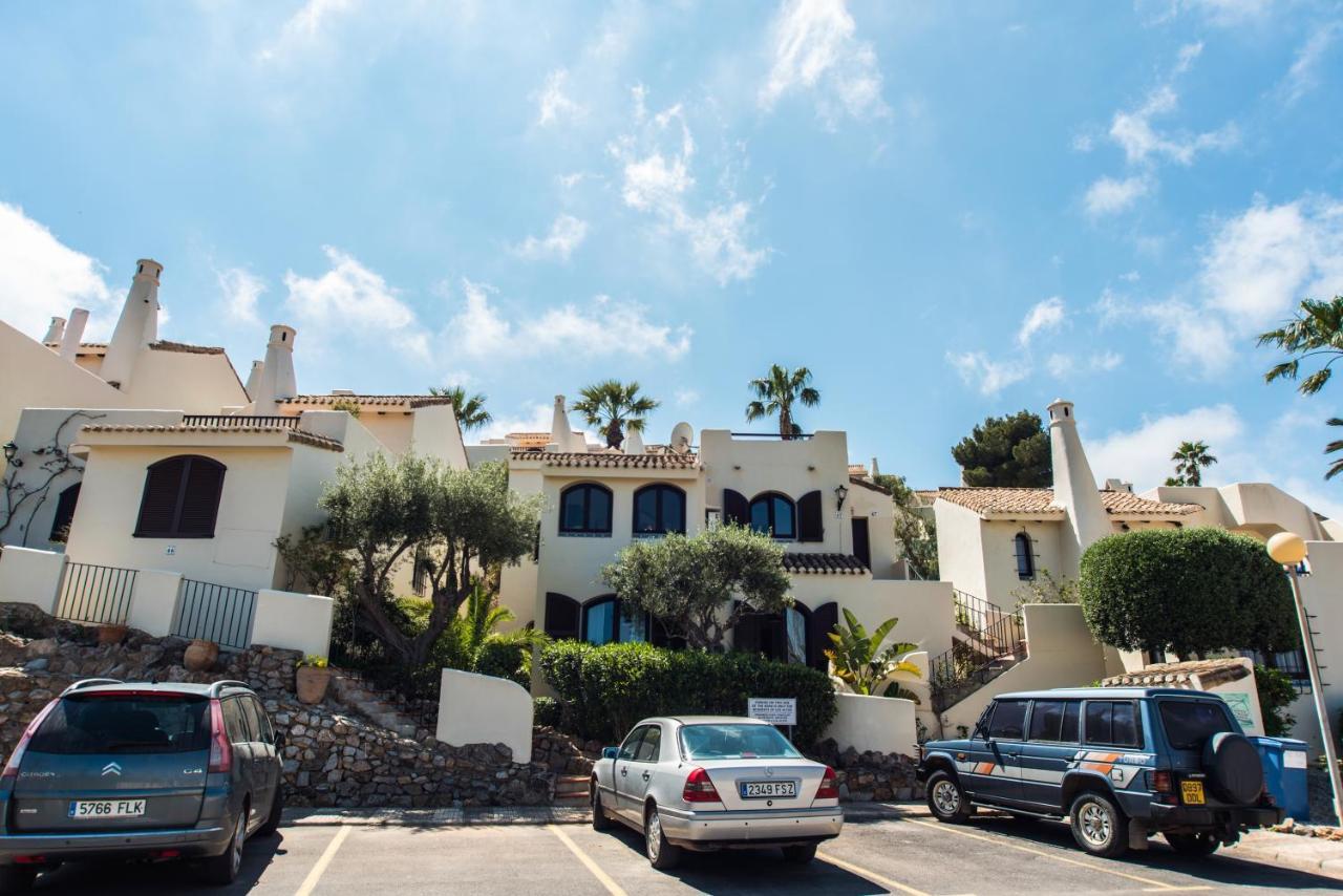 Luxurioese Und Grossraeumige Villa Mit Community Pool, Sicht Auf Das Mittelmeer Sowie Dem Mar Menor, La Manga Club Atamaría المظهر الخارجي الصورة