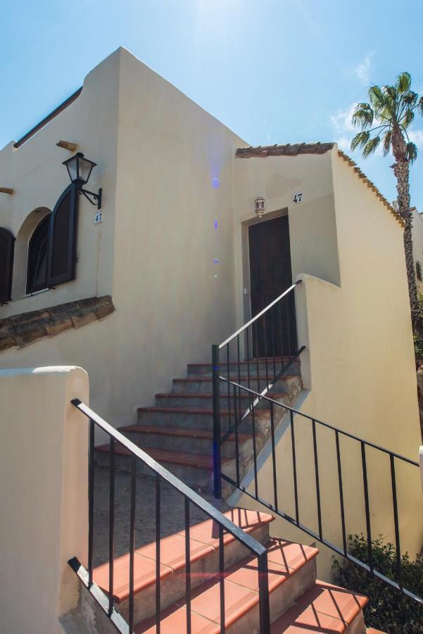 Luxurioese Und Grossraeumige Villa Mit Community Pool, Sicht Auf Das Mittelmeer Sowie Dem Mar Menor, La Manga Club Atamaría المظهر الخارجي الصورة