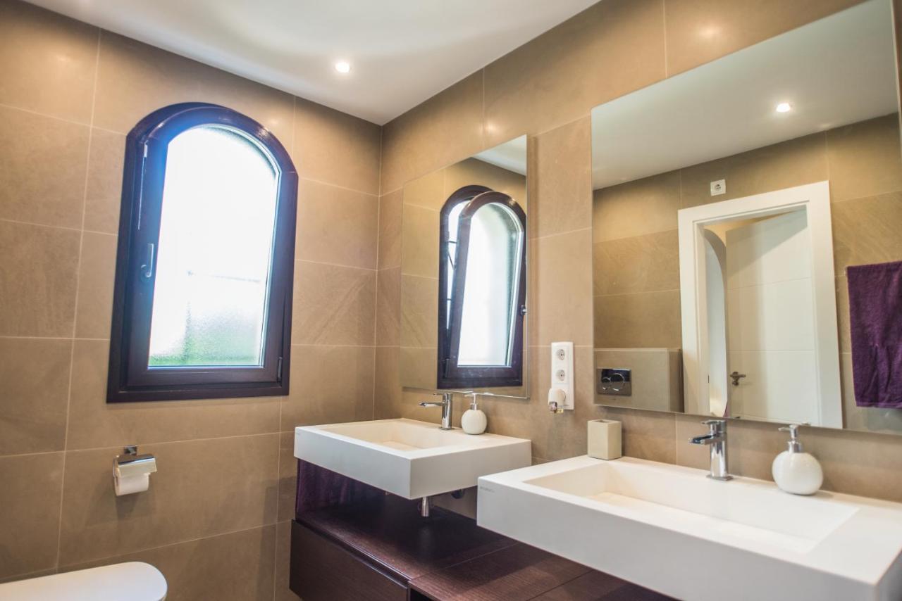 Luxurioese Und Grossraeumige Villa Mit Community Pool, Sicht Auf Das Mittelmeer Sowie Dem Mar Menor, La Manga Club Atamaría المظهر الخارجي الصورة